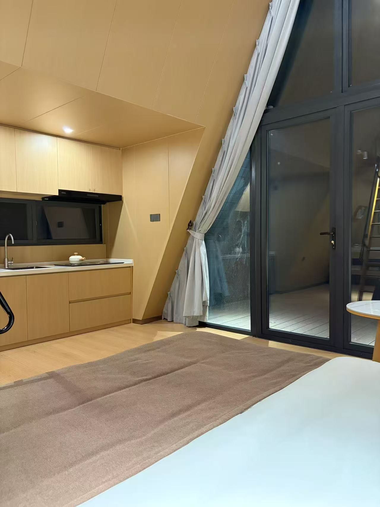MANOR-X A-FRAME view 10